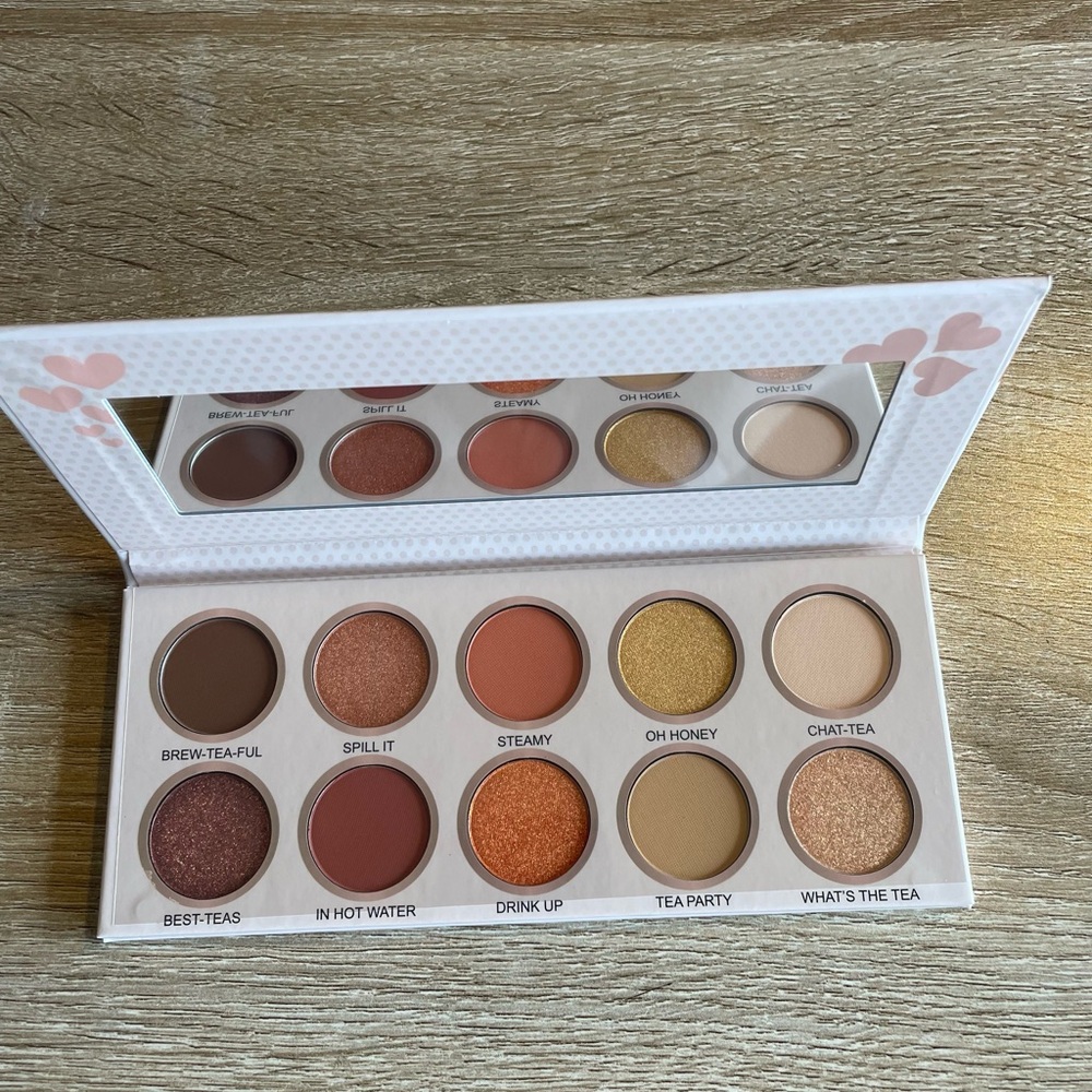 What’s The Tea? Eyeshadow Palette by Lurella Cute Tea Party Makeup Palette NEW